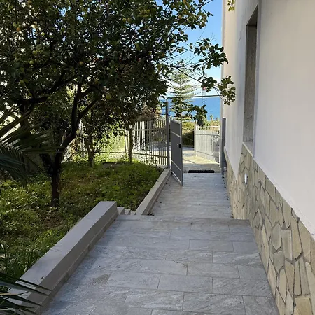 Cristallo 5 * סנרמו